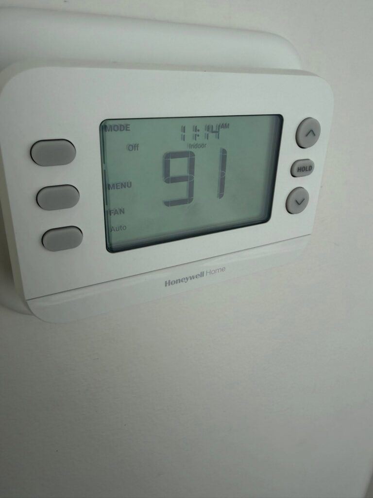 Signs You Need to Call an HVAC Contractor