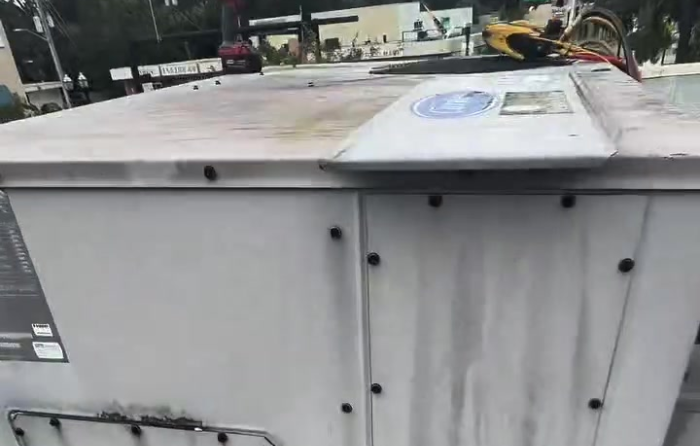Commercial AC Troubleshooting Frozen Coil, Dirty Filters & Broken Belt